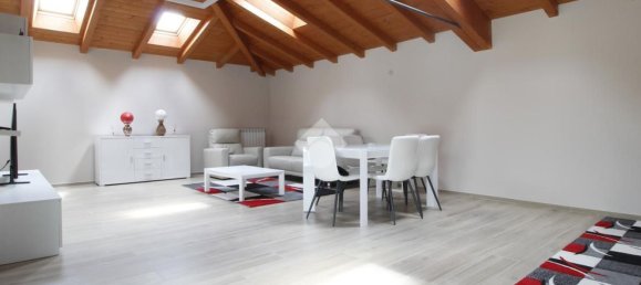 Apartamento de 3 divisões em Cerro Maggiore, Italy N.º 63955 4