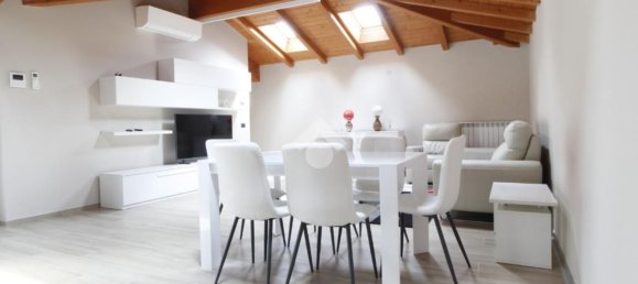 Apartamento de 3 divisões em Cerro Maggiore, Italy N.º 63955 2