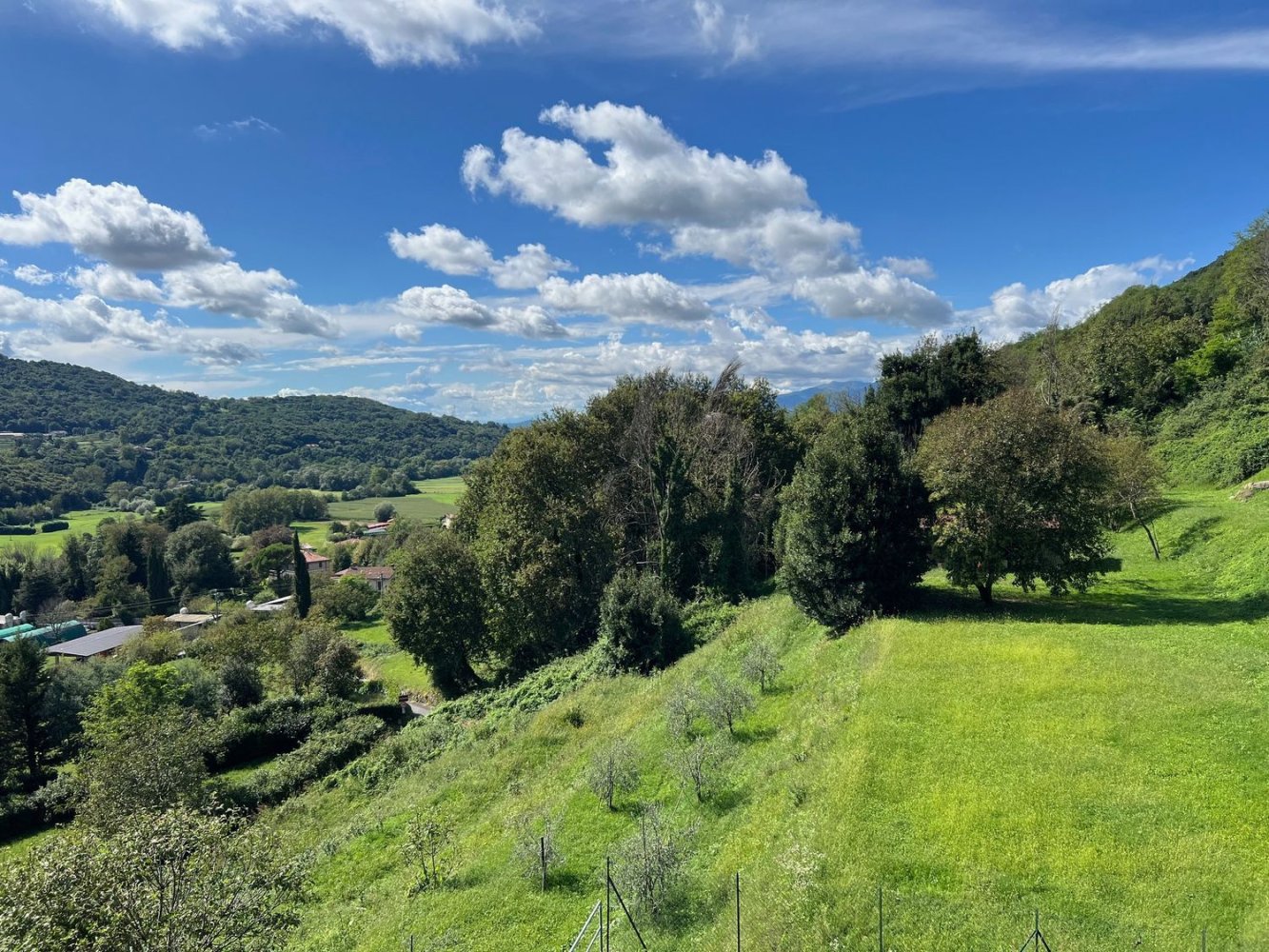 3 Schlafzimmer Wohnung in Santa Maria Hoè, Italy, Nr. 365529
