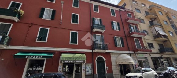 5 rooms Apartment in Taggia, Italy No. 282439 3