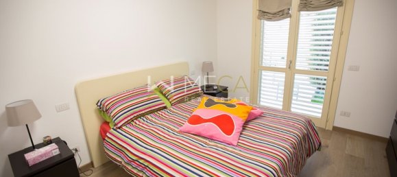 Apartamento de 3 dormitorios en Padenghe sul Garda, Italy No. 247822 18