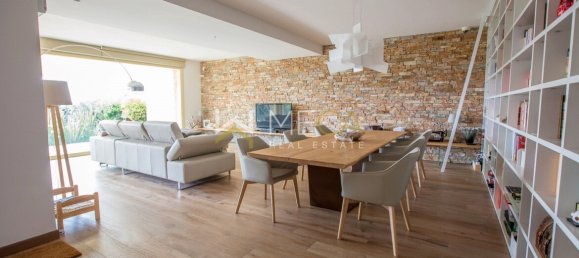 Apartamento de 3 dormitorios en Padenghe sul Garda, Italy No. 247822 9