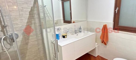 Квартира с 3 комнатами в Модуньо, Италия № 21974 19