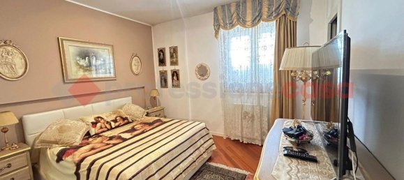 Квартира с 3 комнатами в Модуньо, Италия № 21974 17