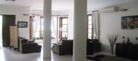 Villa de 5 dormitorios en Tay Ho, Vietnam No. 7159 8