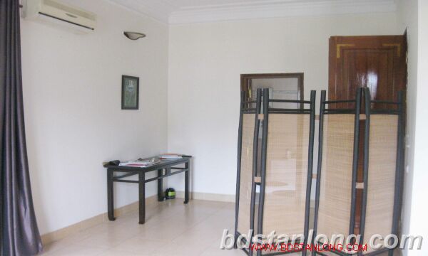 Villa de 5 dormitorios en Tay Ho, Vietnam No. 7159