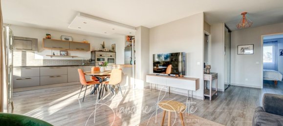 3 bedrooms Apartment in Le Vesinet, France No. 291373 6