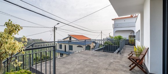 Casa de 3 dormitorios en Ribeira Brava, Portugal No. 141262 2