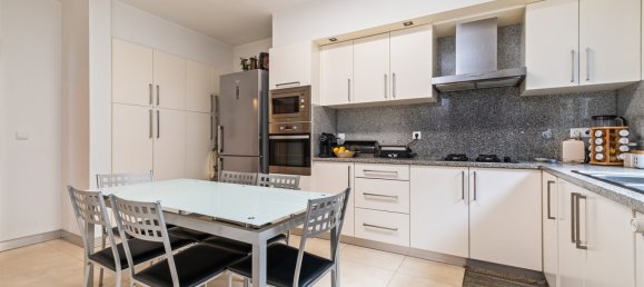 Casa de 3 dormitorios en Ribeira Brava, Portugal No. 141262 10