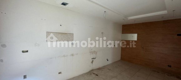 3 bedrooms Apartment in Terni, Italy No. 269043 6