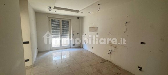 3 bedrooms Apartment in Terni, Italy No. 269043 7