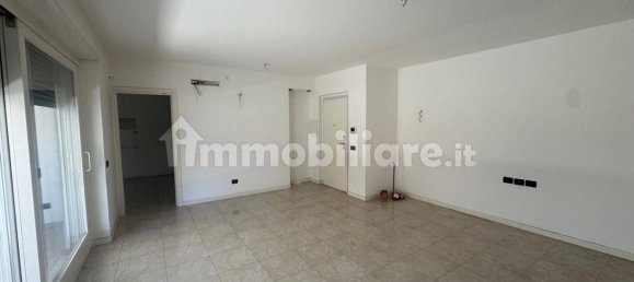3 bedrooms Apartment in Terni, Italy No. 269043 10
