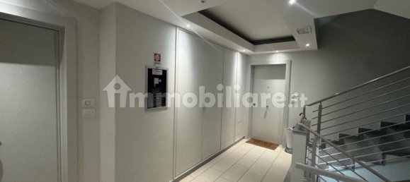 3 bedrooms Apartment in Terni, Italy No. 269043 3