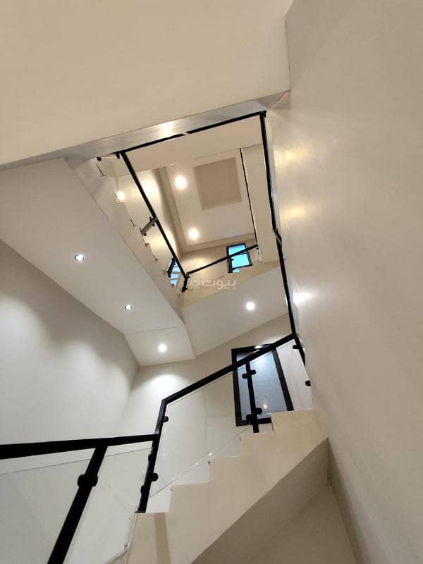 5 bedrooms Villa in Riyadh, Saudi Arabia No. 974