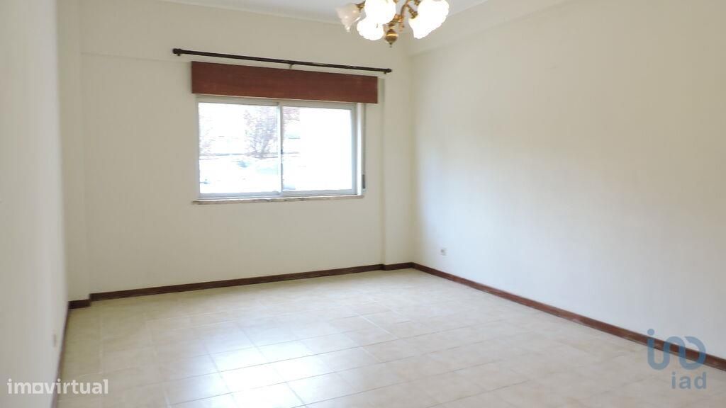 3 bedrooms Apartment in Loures, Portugal No. 94660