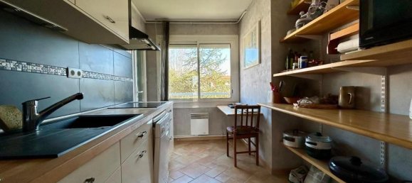 2 bedrooms Apartment in Saint-Brevin-les-Pins, France No. 285050 3