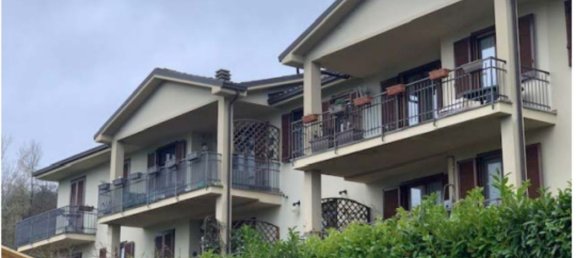 3 rooms Apartment in Godiasco Salice Terme, Italy No. 186038 5