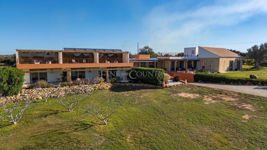 Villa de 5 dormitorios en Guia, Portugal No. 318561