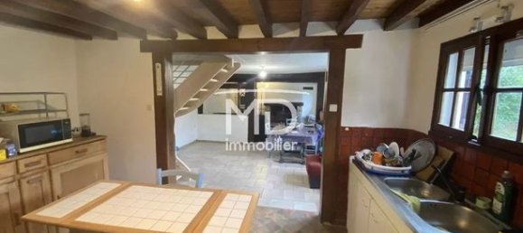 4 bedrooms House in Evreux, France No. 306395 4