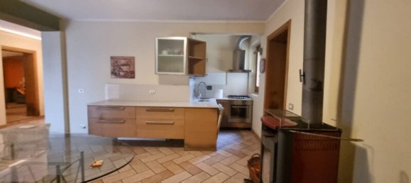 4 bedrooms Villa in Campagnola Emilia, Italy No. 139258 4