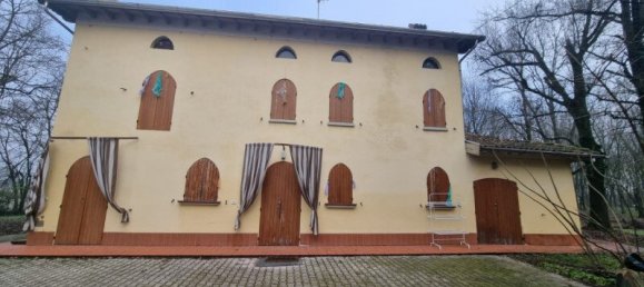 4 bedrooms Villa in Campagnola Emilia, Italy No. 139258 18