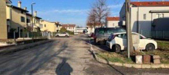 Квартира с 2 спальнями в Тревиньяно, Италия № 337085 4