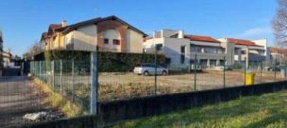 Квартира с 2 спальнями в Тревиньяно, Италия № 337085 5