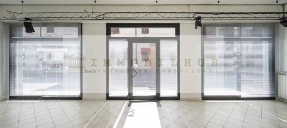 3غرفة عقار تجاري في Lissone, Italy رقم 262503 2