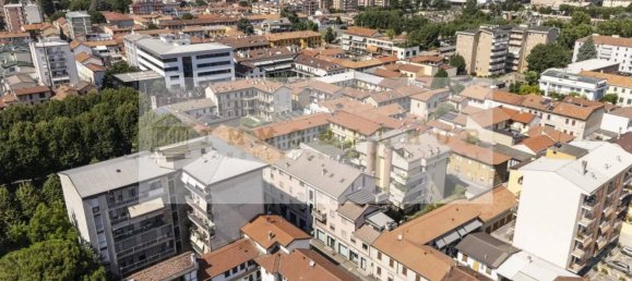 3غرفة عقار تجاري في Lissone, Italy رقم 262503 28