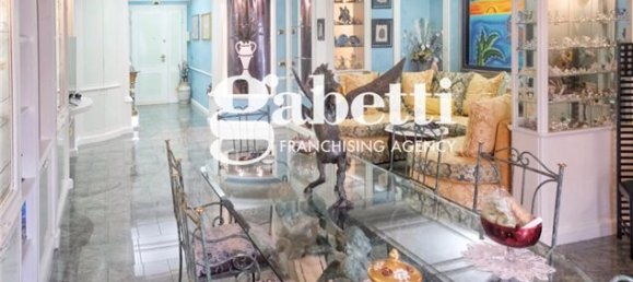 3 Schlafzimmer Wohnung in Rome, Italy, Nr. 44683 8