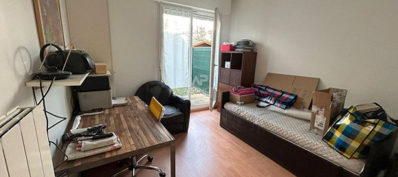 2 bedrooms Apartment in Poissy, France No. 163381 10
