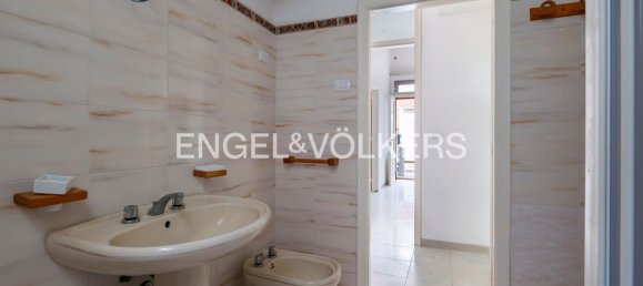 4-salle Appartement à Pozzallo, Italy No. 287791 19