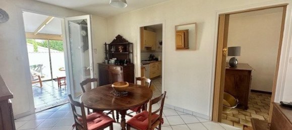 4 bedrooms House in Niort, France No. 106578 3