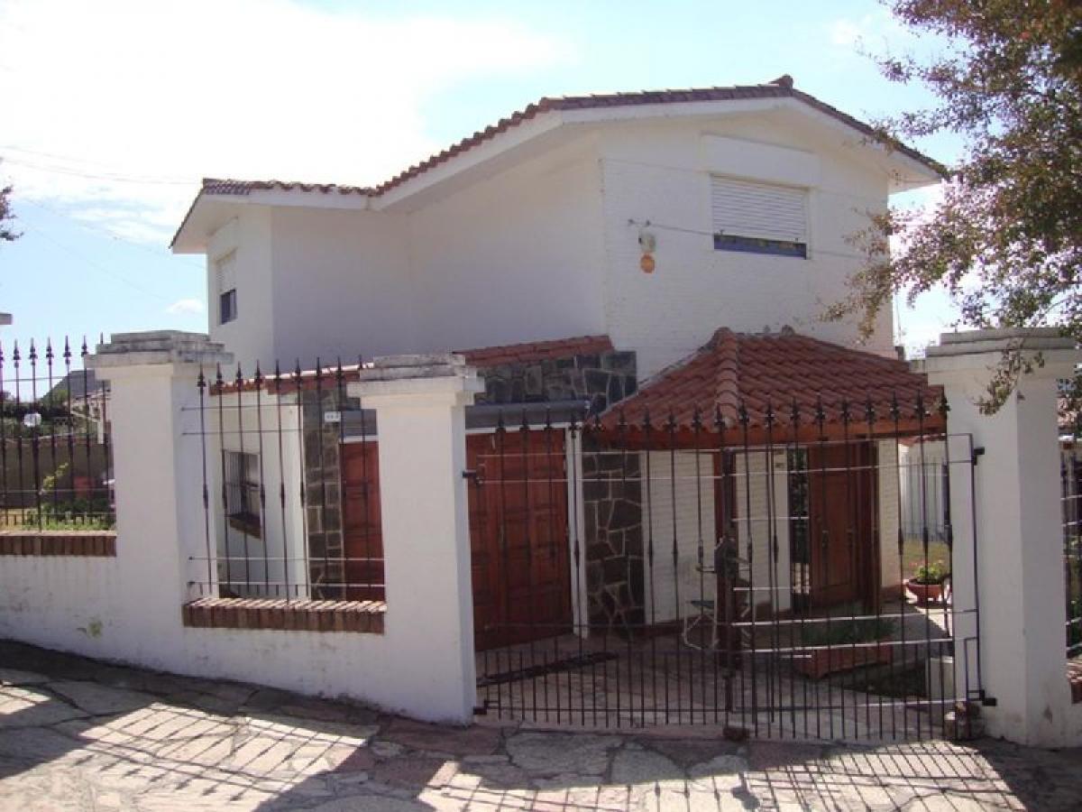 Квартира с 3 спальнями в Кордоба, Аргентина № 53432