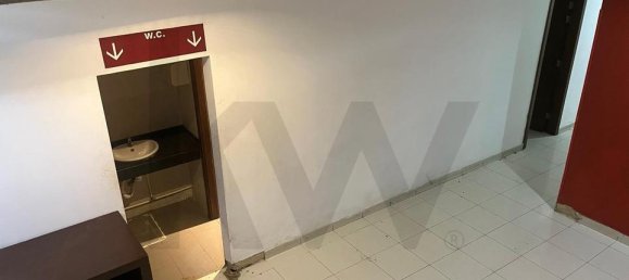 Gewerbliche Immobilie in Lisbon, Portugal 284m², Nr. 34529 3