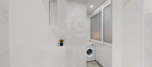 Apartamento de 3 dormitorios en Eixample, Spain No. 169701 15