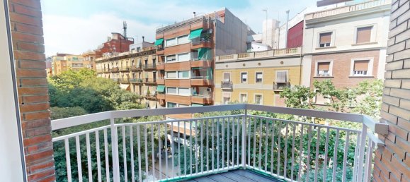 Apartamento de 3 dormitorios en Eixample, Spain No. 169701 8