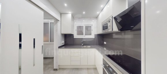 Apartamento de 3 dormitorios en Eixample, Spain No. 169701 24