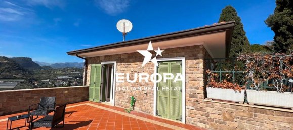 Вилла с 5 спальнями в Бордигера, Италия № 116551 10