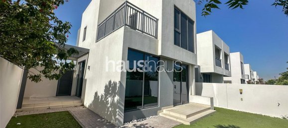 4 bedrooms Villa in Dubai Hills Estate, UAE No. 100099 2