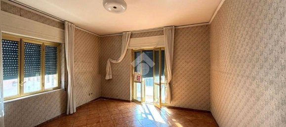 Apartamento de 2 dormitorios en Torre Annunziata, Italy No. 377238 10