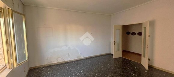 Apartamento de 2 dormitorios en Torre Annunziata, Italy No. 377238 5