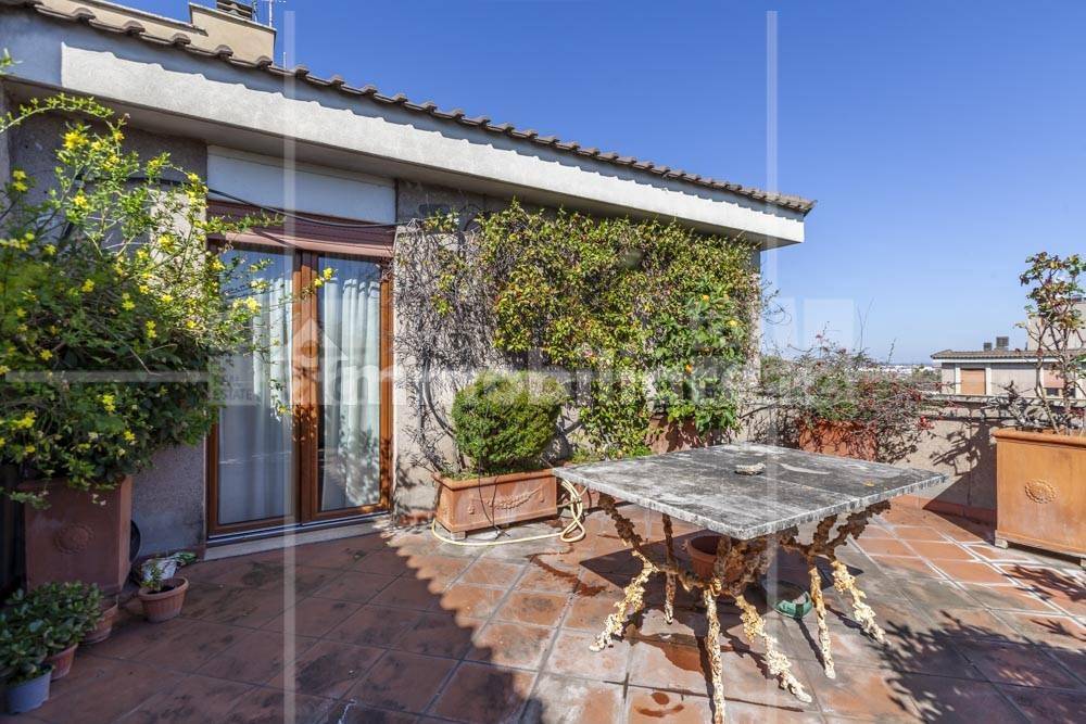 2 chambres Penthouse à Rome, Italy No. 319112