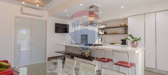 2 bedrooms Apartment in Barletta, Italy No. 319471 10