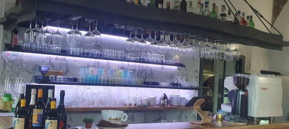 100m² Commercial property in La Spezia, Italy No. 14104 2