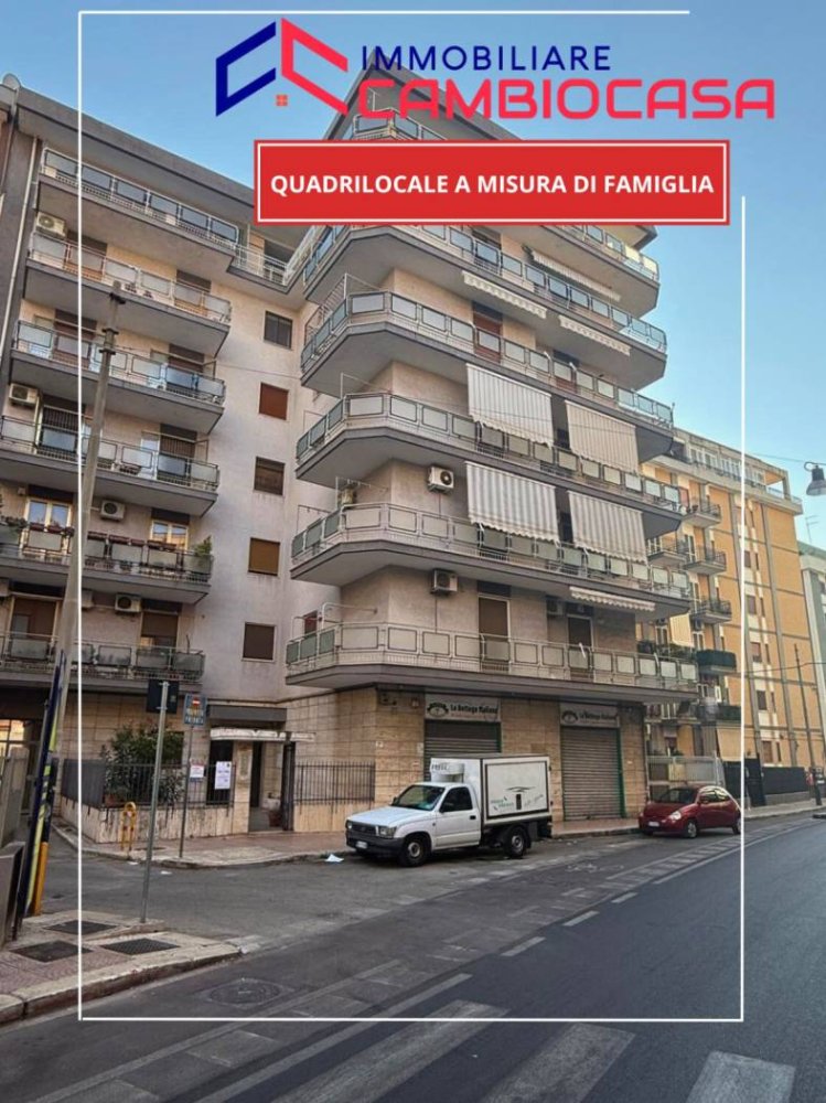 3 غرف نوم شقة في Taranto, Italy رقم 342362