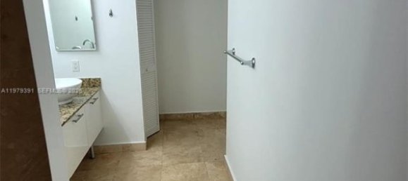 2 bedrooms Commercial property for rent in Miami, Miami-Dade, Florida, USA № 615506 16