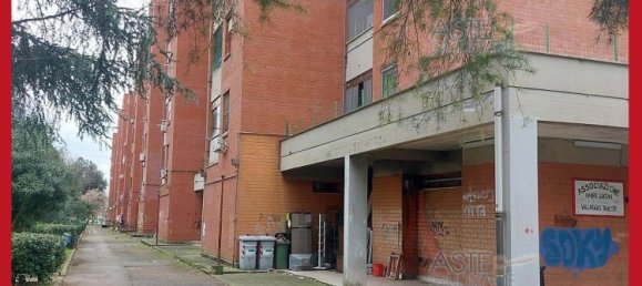 5 bedrooms Apartment in Latina, Italy No. 350068 3