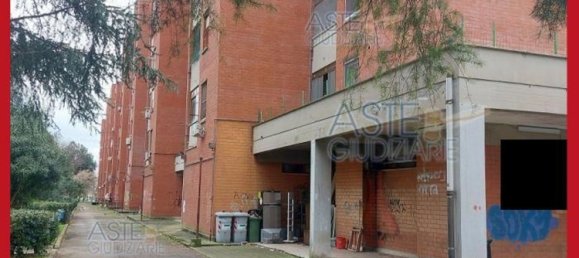 5 bedrooms Apartment in Latina, Italy No. 350068 13