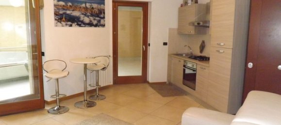 1 bedroom Apartment in Rome, Italy No. 359831 16